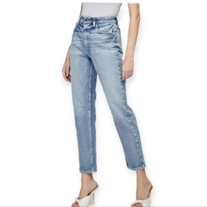 Cello High Rise Straight Leg Mom Jeans | Light Wash Denim | Size 7 / 28